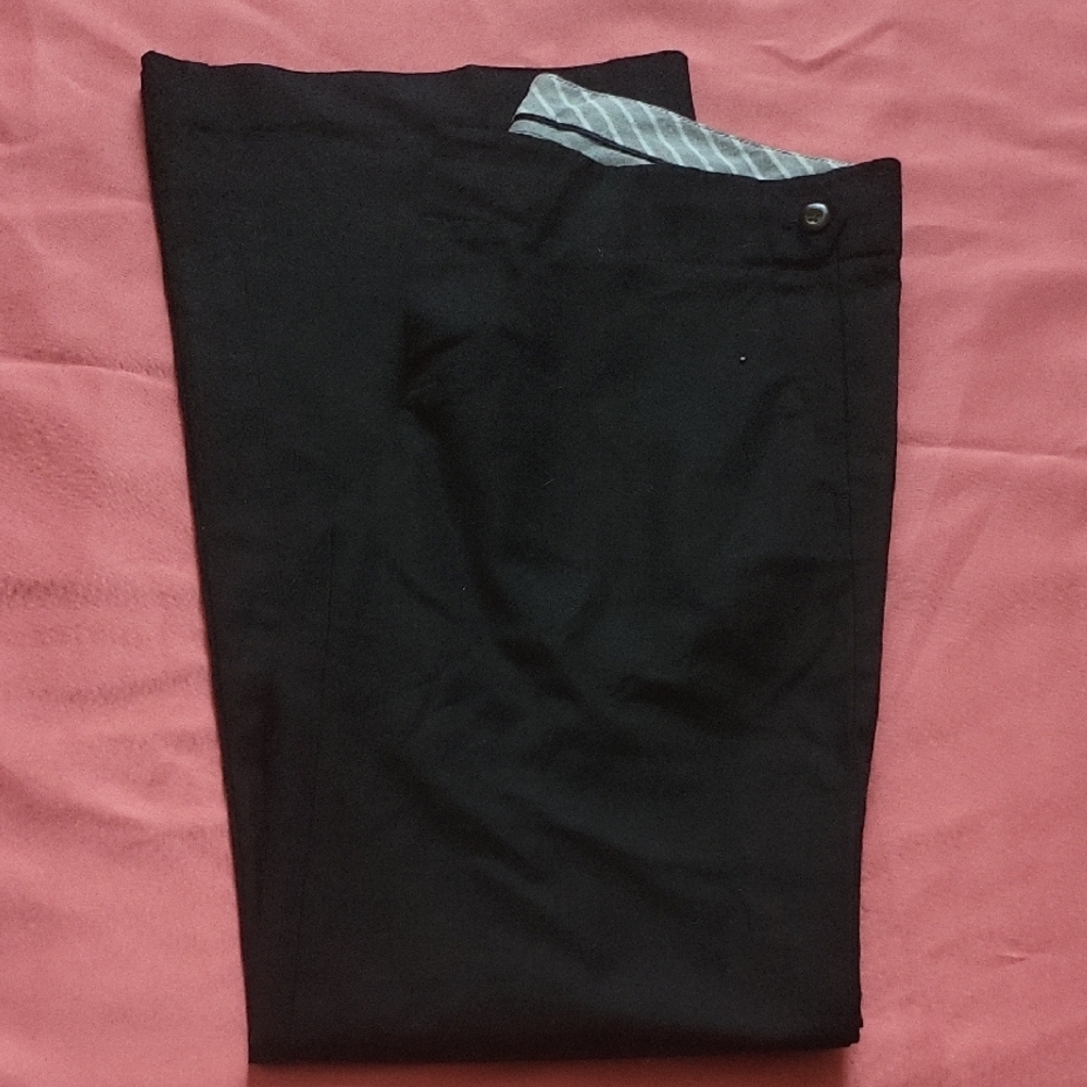 GAP Women's Black Hip Slung Fit Flared Leg Pants